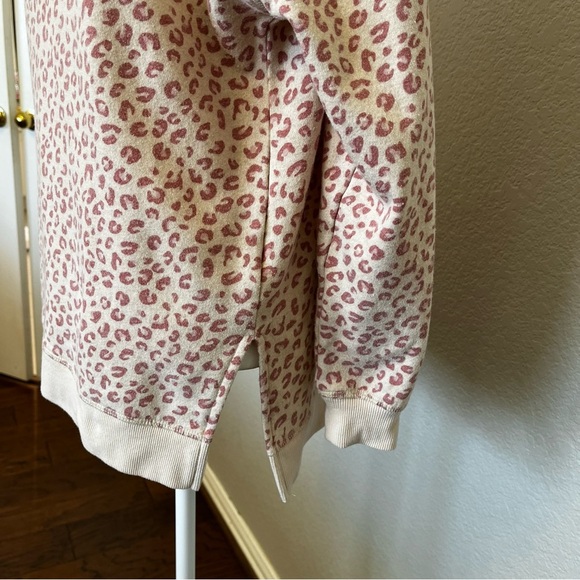 Pink Rose Animal Print in Pink and Ivory Longer Style Sweatshirt size XS - Picture 6 of 14